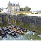 Les Gabares de Loire dans l'écluse de Combleux