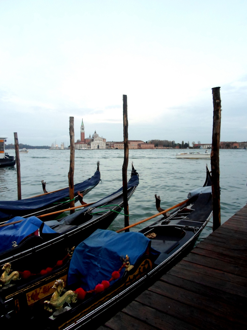 Les gondoles à Venise