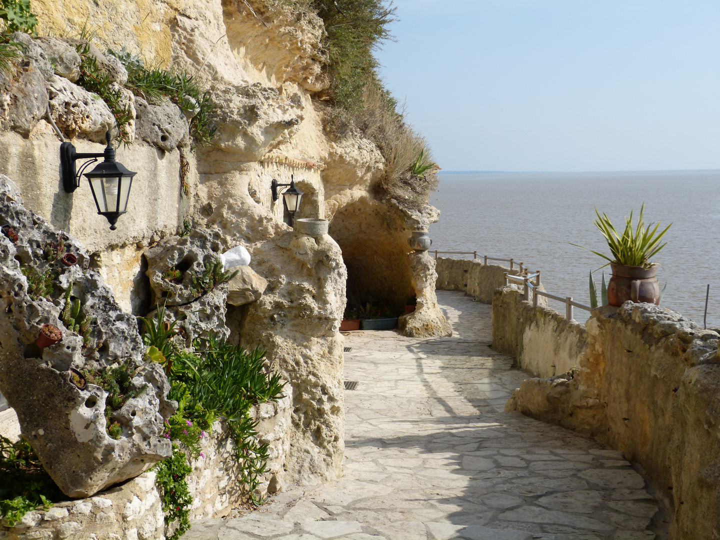 les grottes de Matata à Meschers (17)