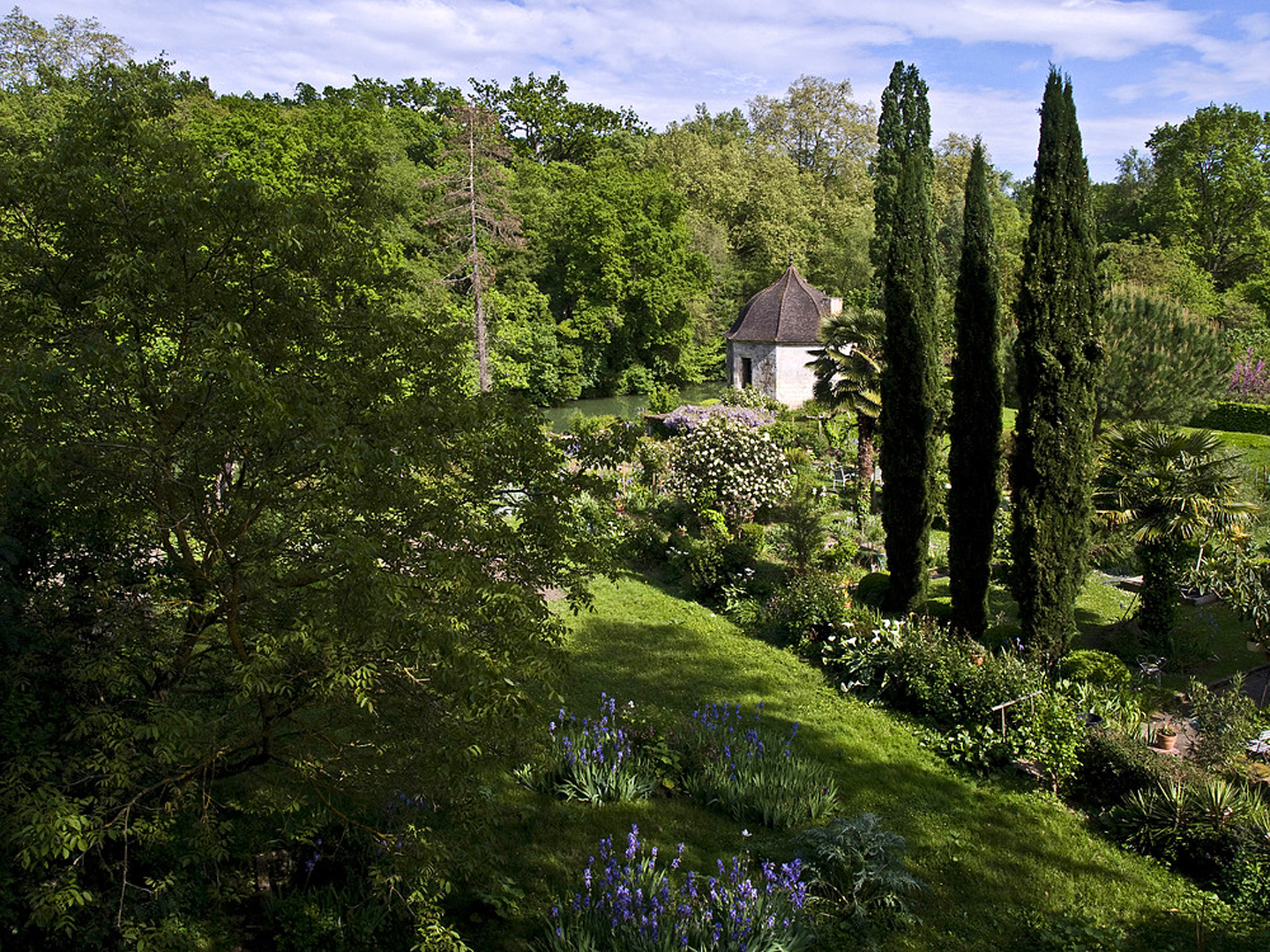 Les jardins du Roy à Nérac près de la Baïse  --  Die Gärten des Königs in Nérac, nahe der Baïse