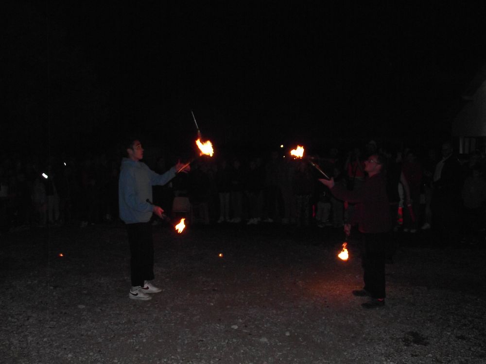 LES JONGLEURS DE FEU