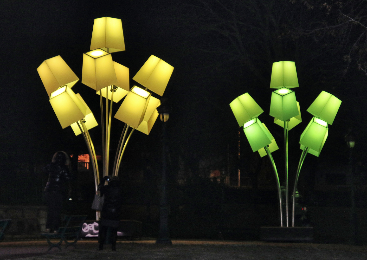 les lampadaires !