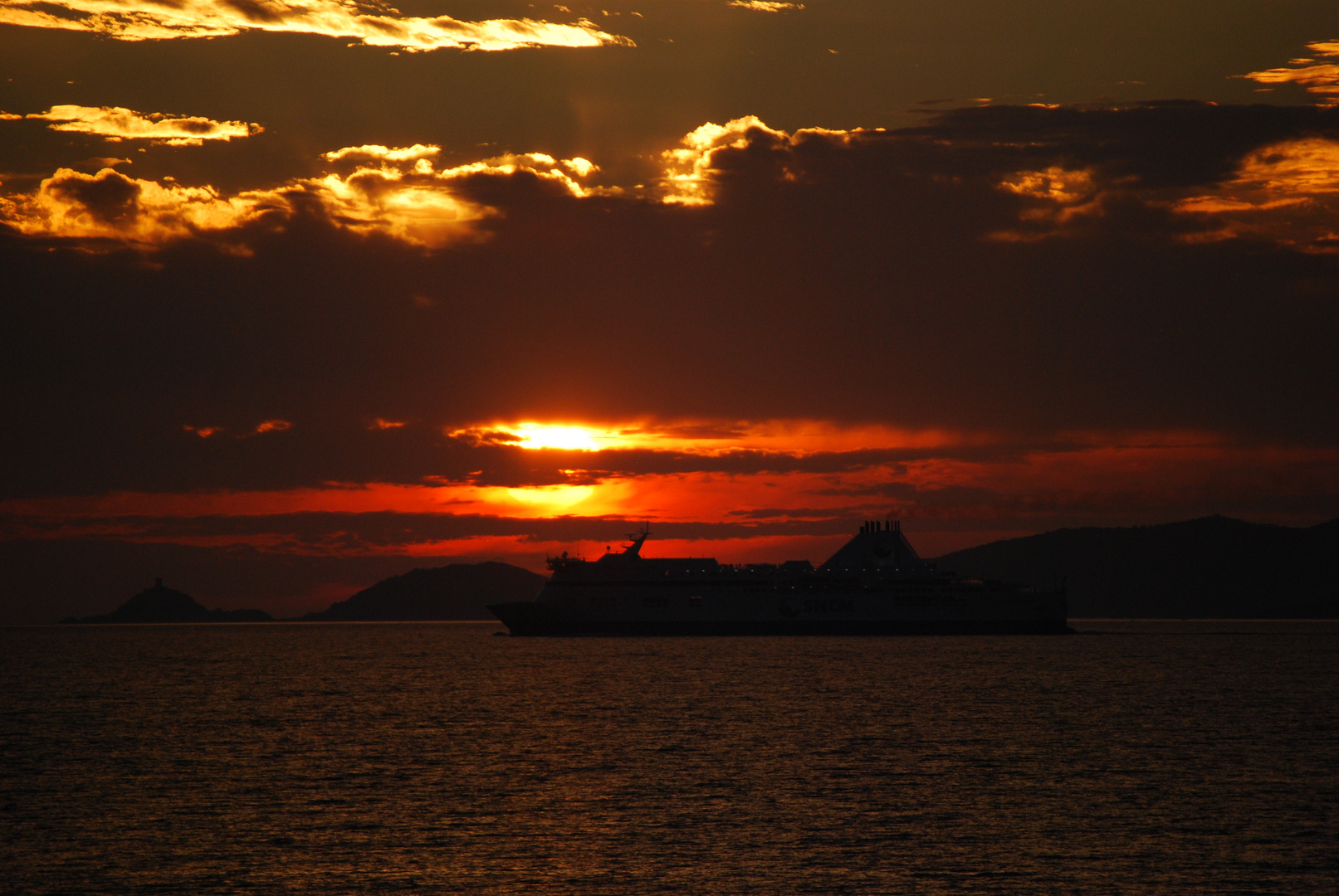 Les îles Sanguinaire la nuit