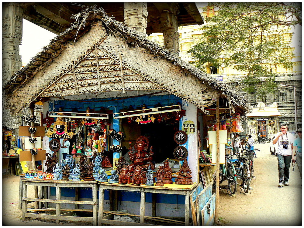 LES MARCHANDS DU TEMPLE