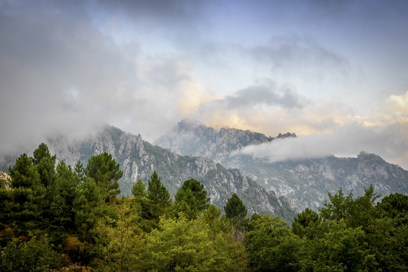 Les monts Kyrie et Christe Eleison