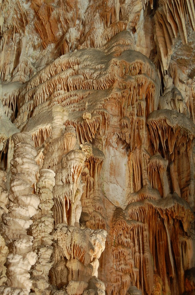 Les orgues dans les grottes d'Aven Armand