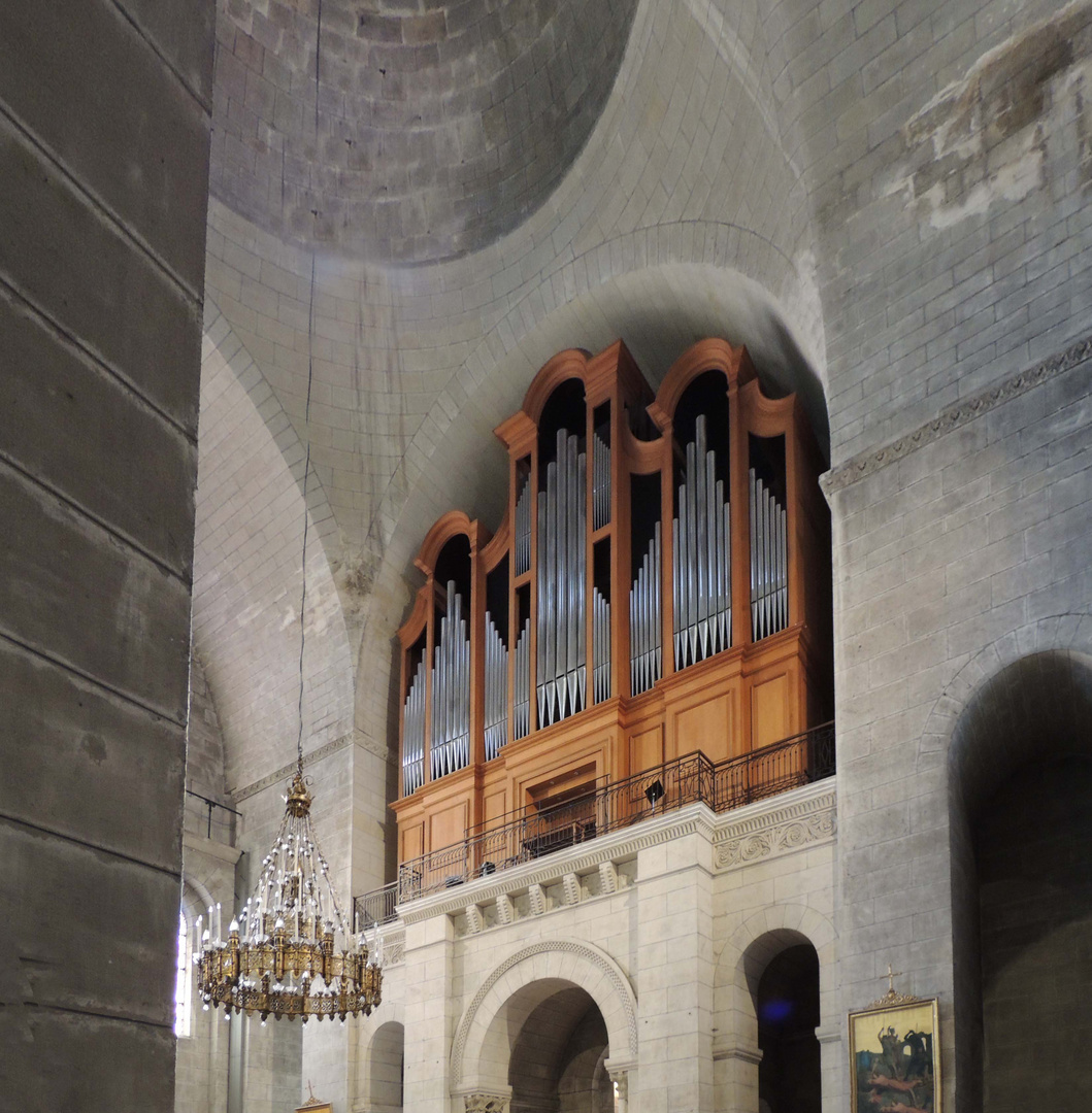 Les orgues de la Cathédrale Saint Front à Périgueux