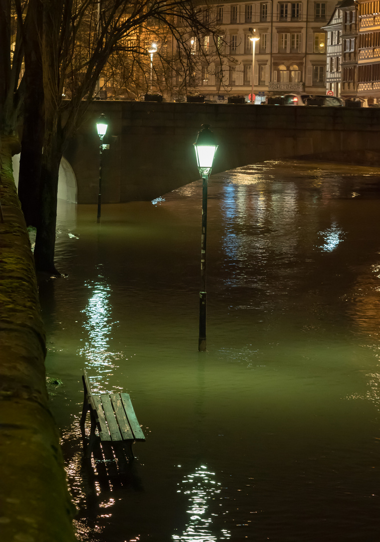 Les peids dans l'eau