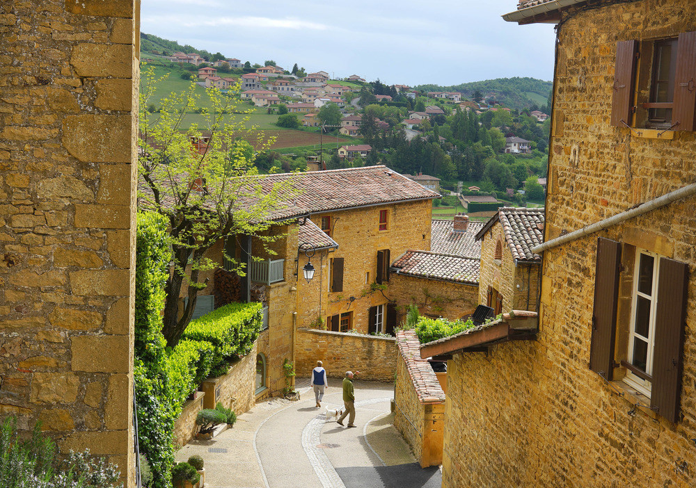 Les pierres dorées