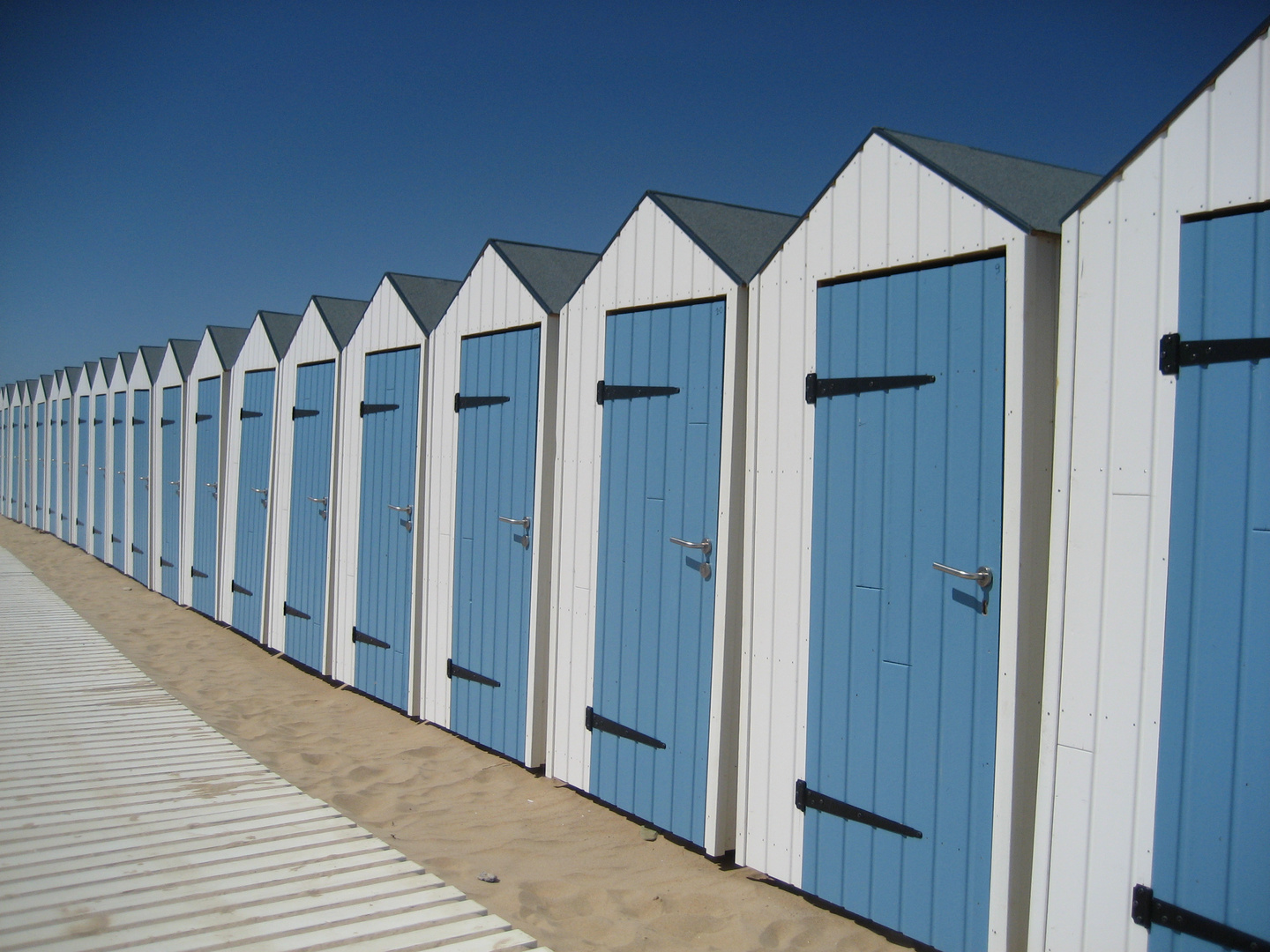 Les portes bleues