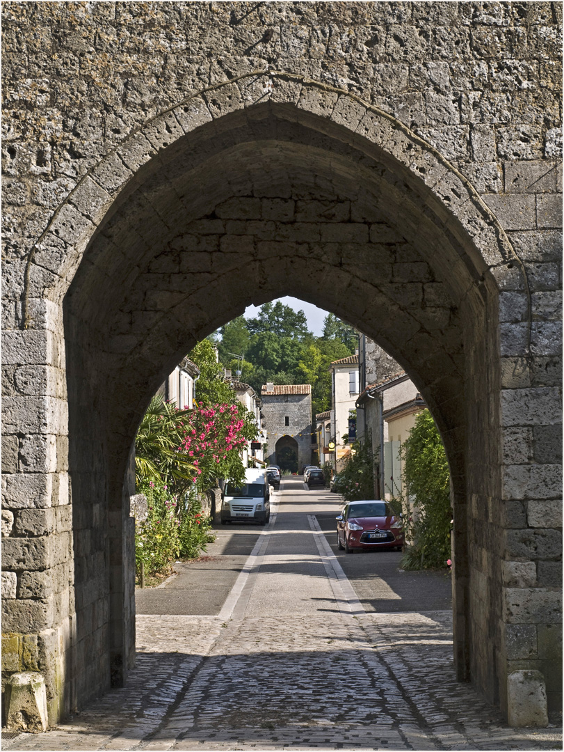 Les portes ouest et est de Vianne 