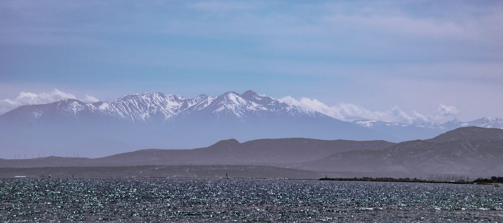 Les Pyrénées et la mer