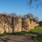 Les remparts du Château Monluc à Saint-Puy