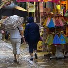 Les ruelles de Hyères sous la pluie