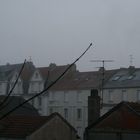 les toits de metz dans le brouillard matinal