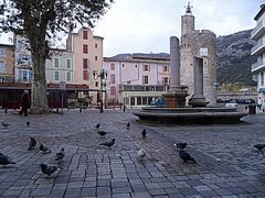 Les touristes ont déserté le coin ....