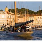 Les Voiles de St Tropez: Einlaufen in den Hafen