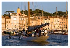 Les Voiles de St Tropez: Einlaufen in den Hafen