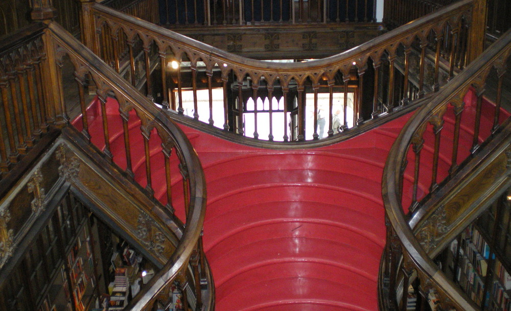 l'escalier rouge