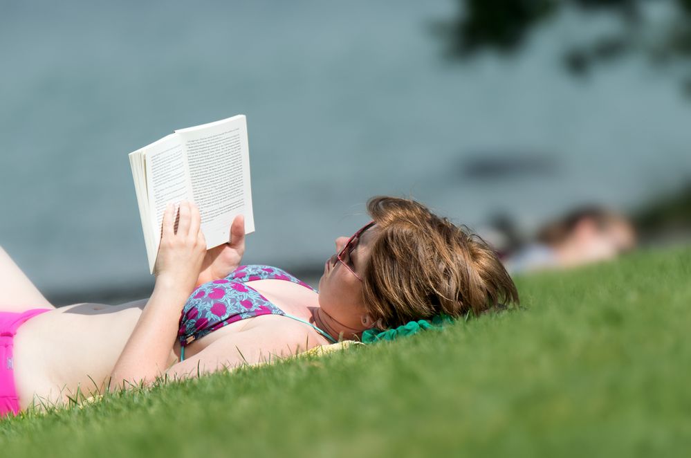 Lesen von Büchern in der Freizeit ist eine tolle Sache