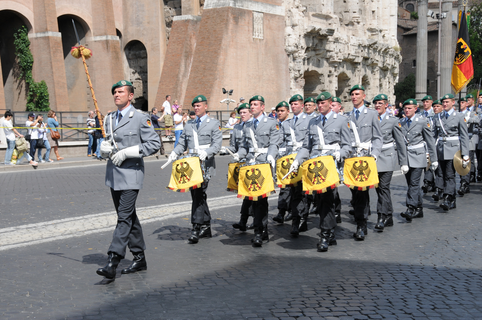 l'esercito tedesco marcia a Roma