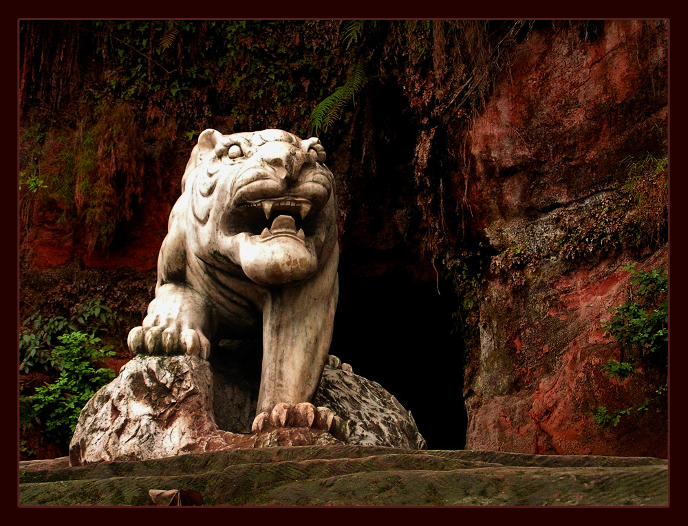 Leshan Buddha Territory - Do Not Enter