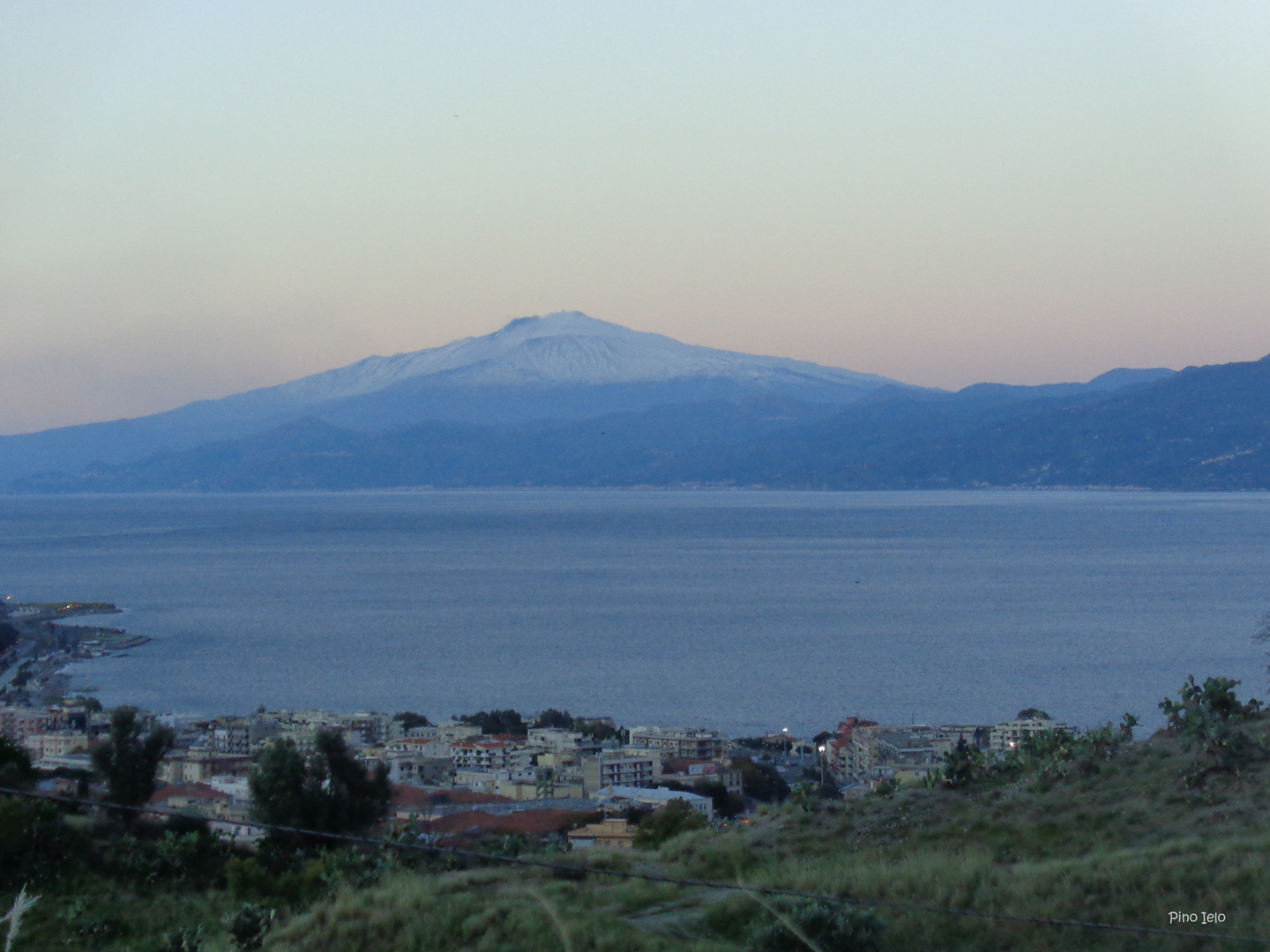 L'Etna vista da Reggio Calabria