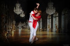 "Let's dance" ...