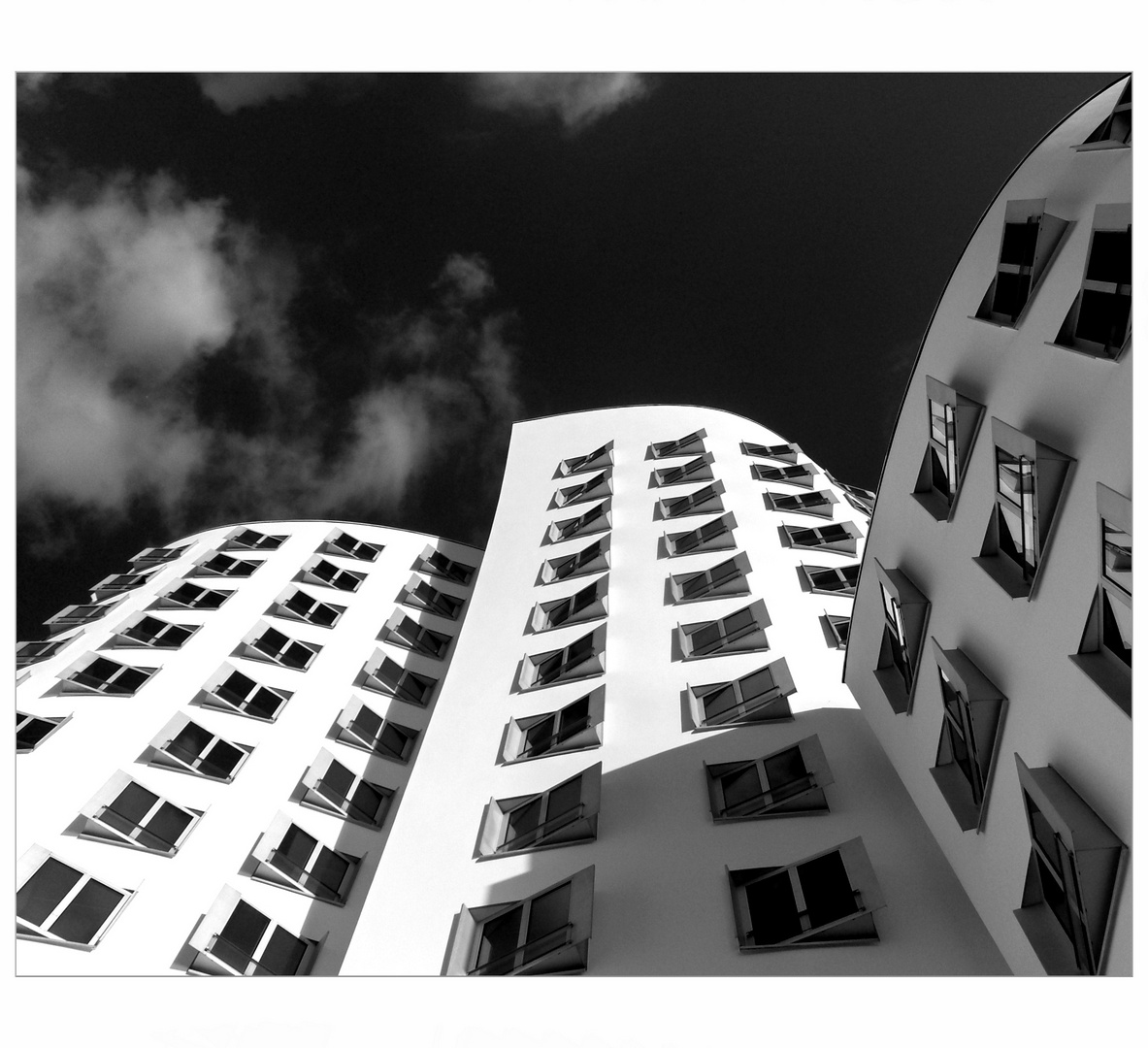 Let's Dance - "Das weiße Haus" von Gehry