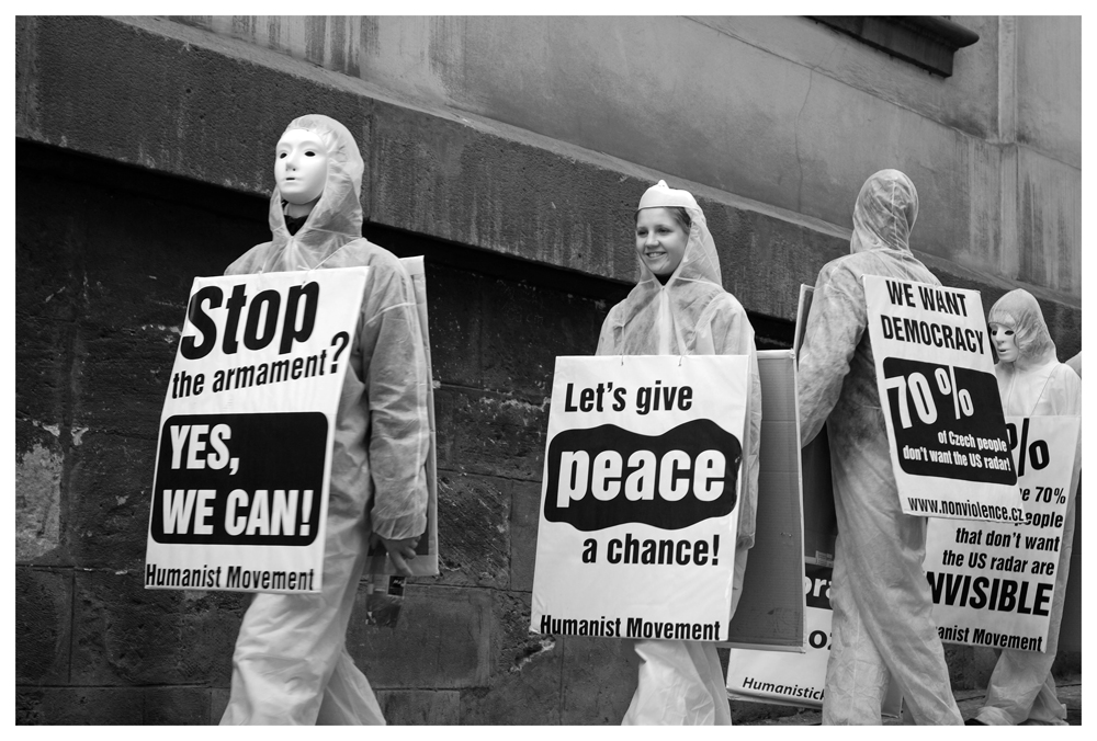 let´s give peace a chance