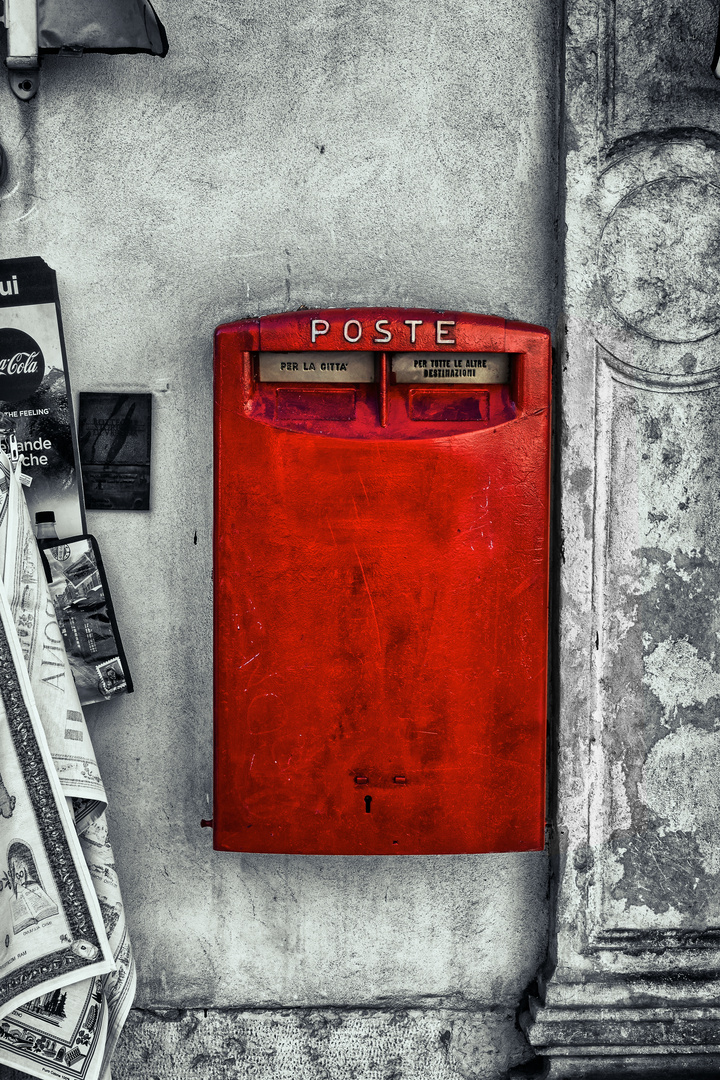 ... letter box ...