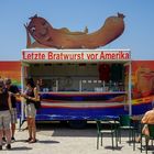 Letzte Bratwurst vor Amerika