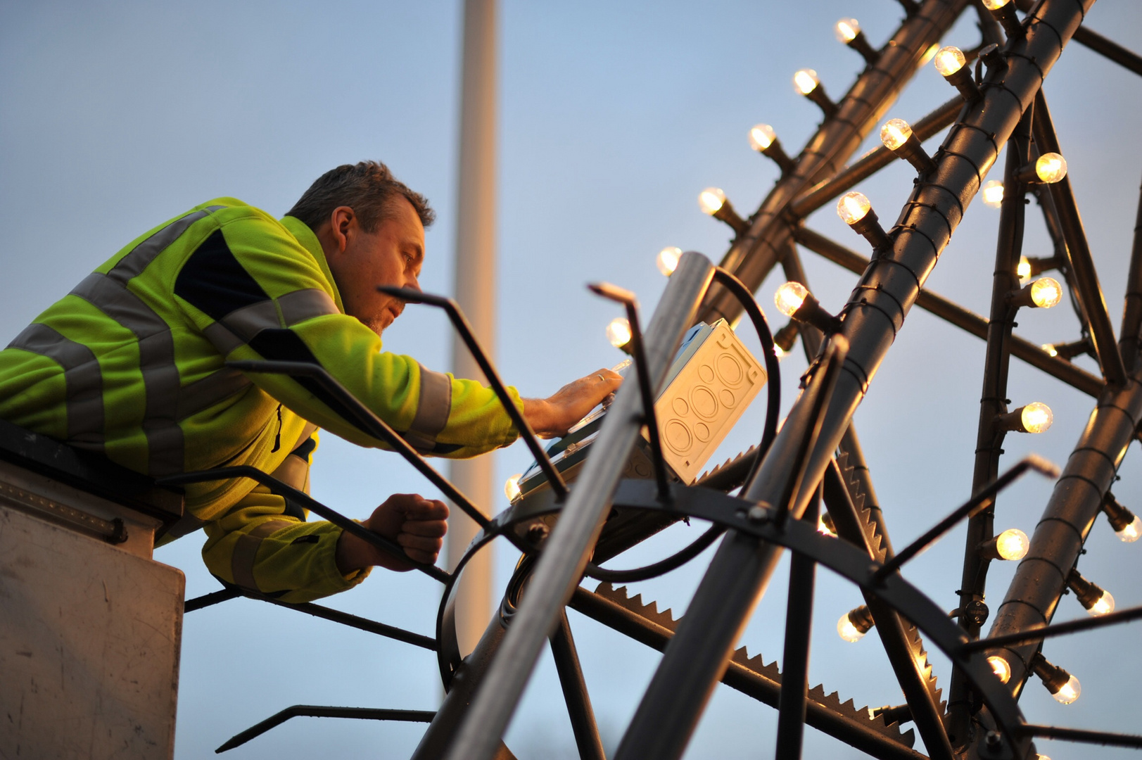 letzte Einstellungen (Lichtbrücke Königsallee)