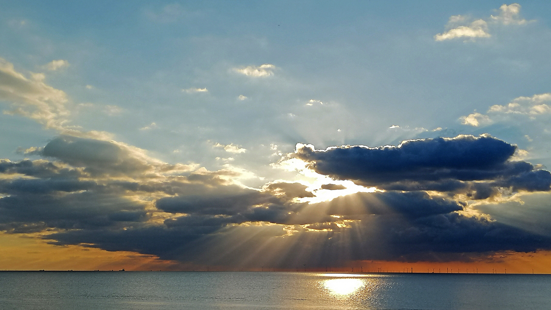 Letzte Sonnenstrahlen genießen.........