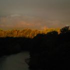 Letzte Sonnenstrahlen vor Gewitter