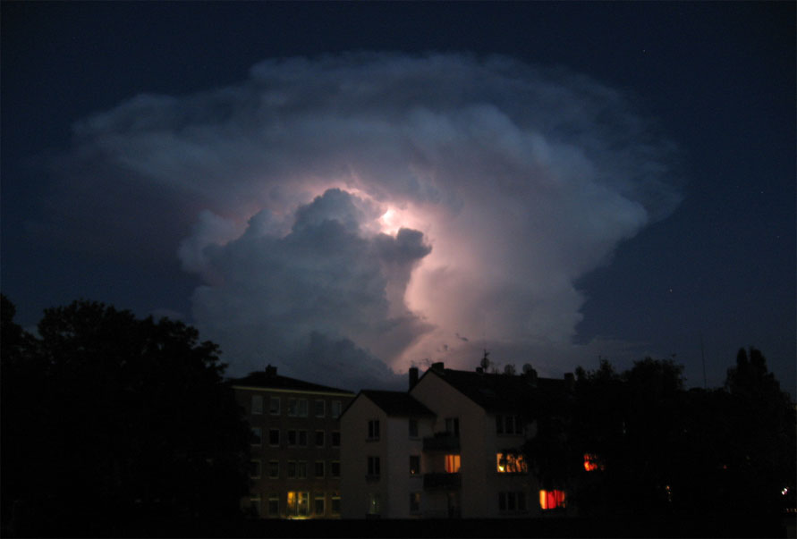 Letzten Dienstag über Aachen