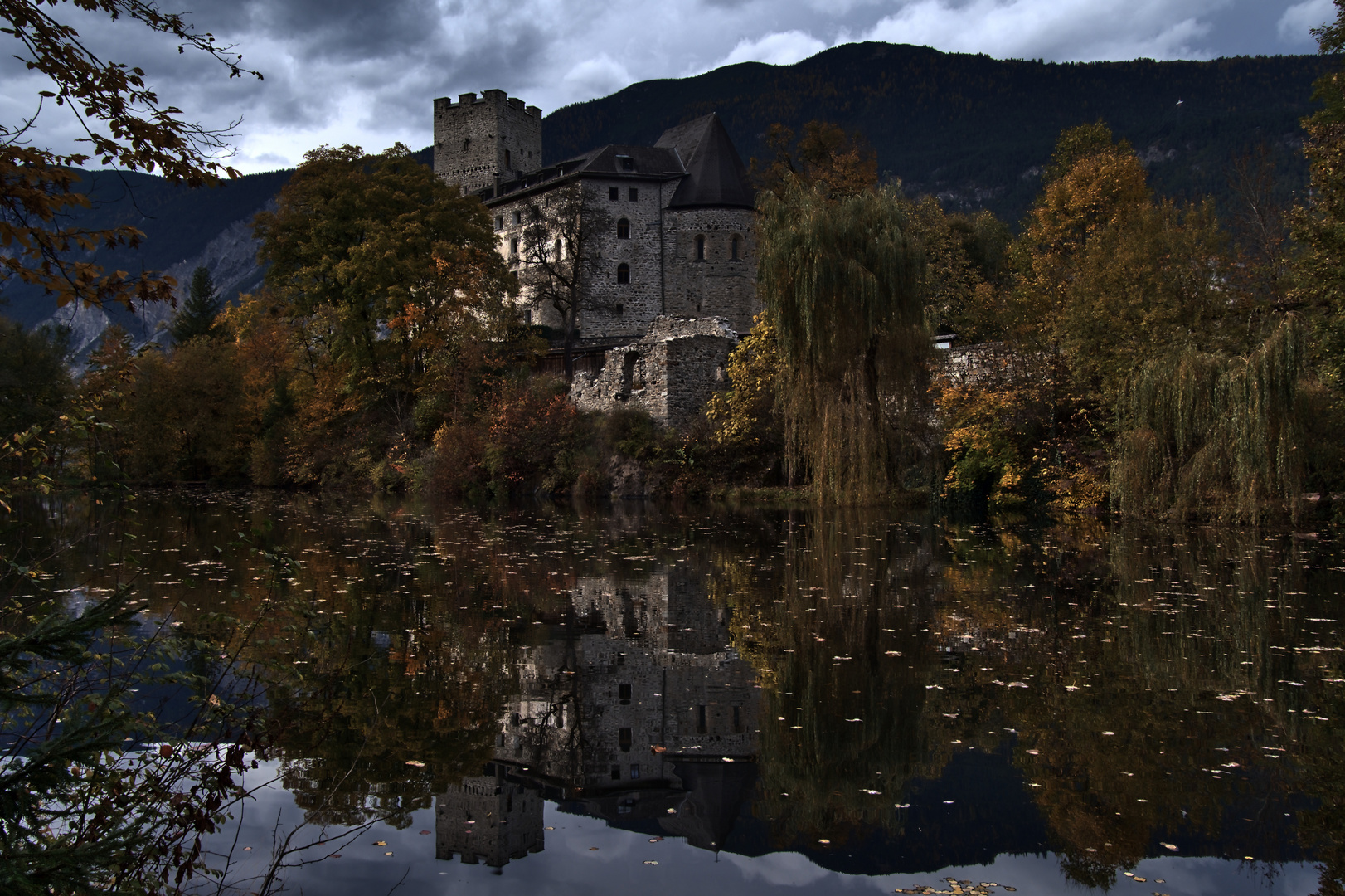 .....Letzter Oktobertag, herrlicher Herbst...