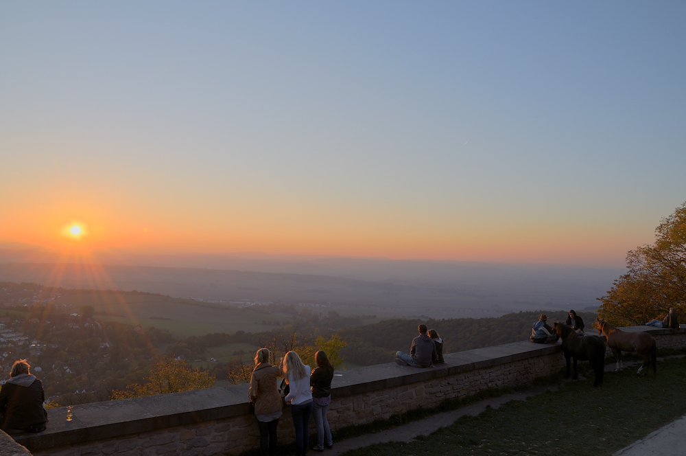 Letzter Sonnenuntergang im Herbst