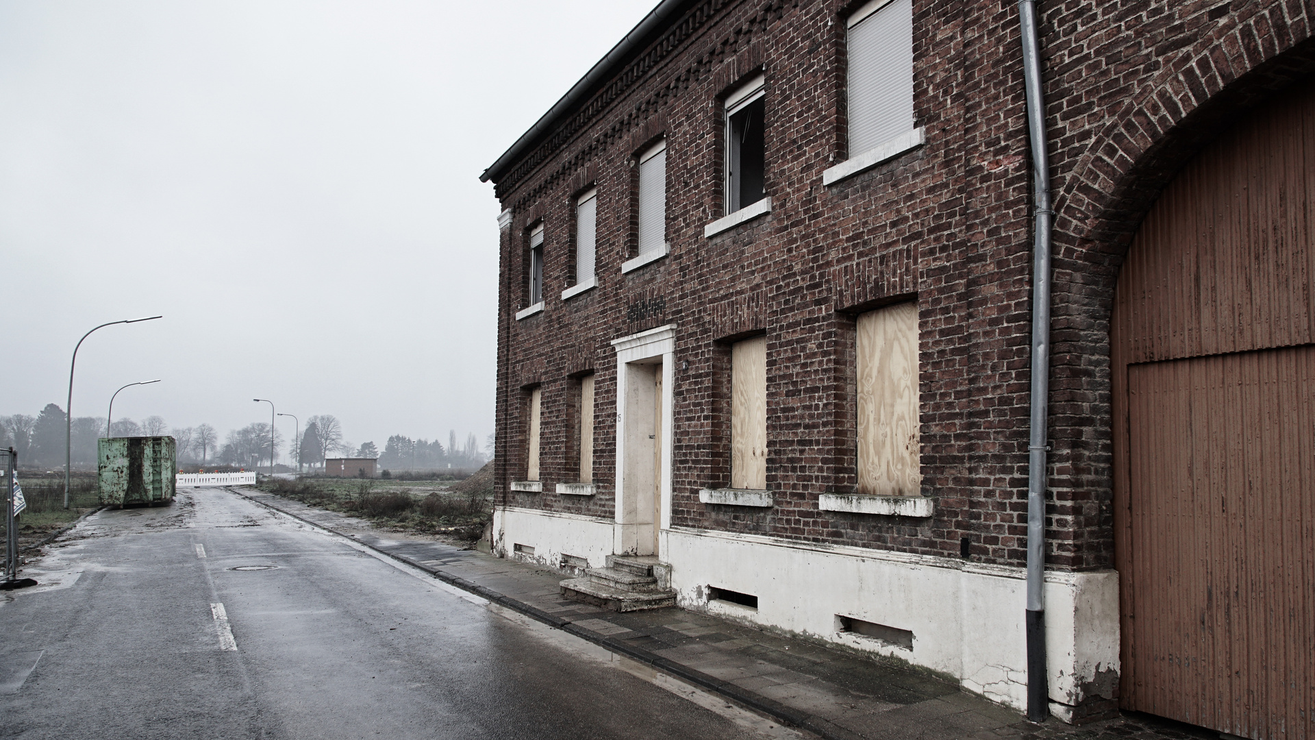 Letztes Haus rechts