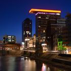 letztes Tageslicht im Medienhafen, Düsseldorf 02/2014