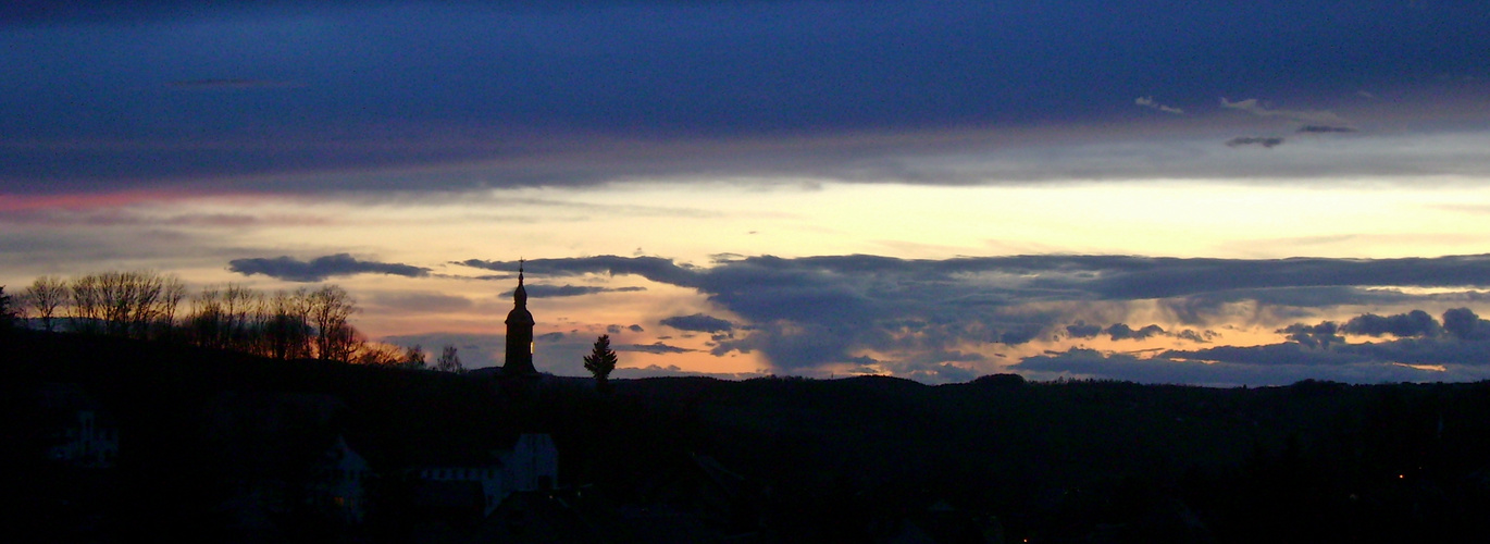 Leubsdorf im Sonnenuntergang