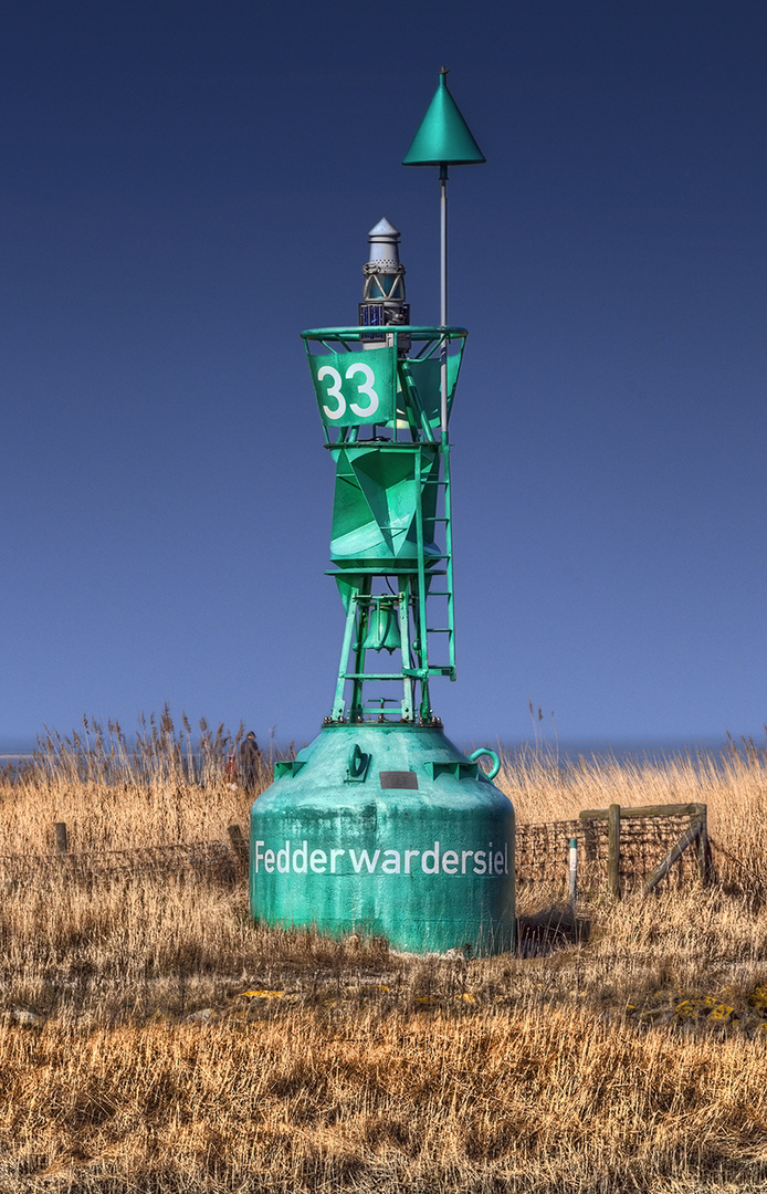 Leucht-Boje 33 im Sielhafen von Fedderwardersiel