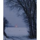 Leuchtende Altenburg im Schnee