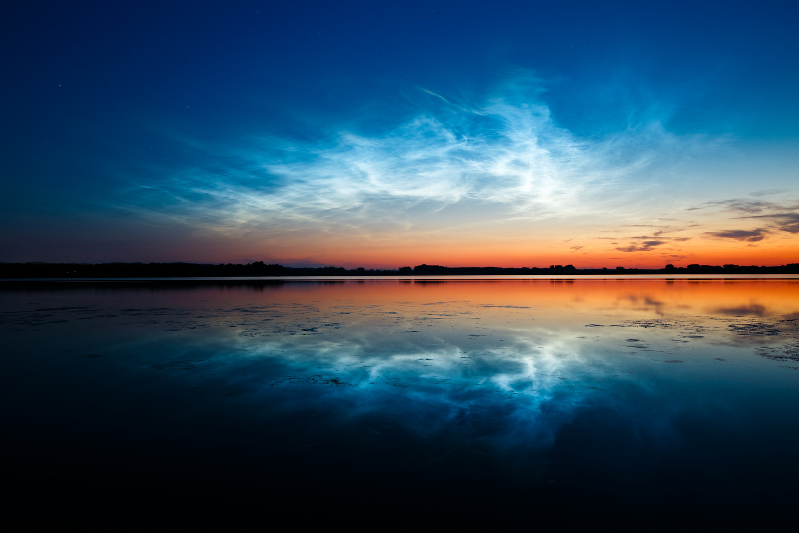 Leuchtende Nachtwolken (NLC)