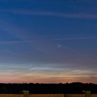 Leuchtende Nachtwolken - NLC am Horizont