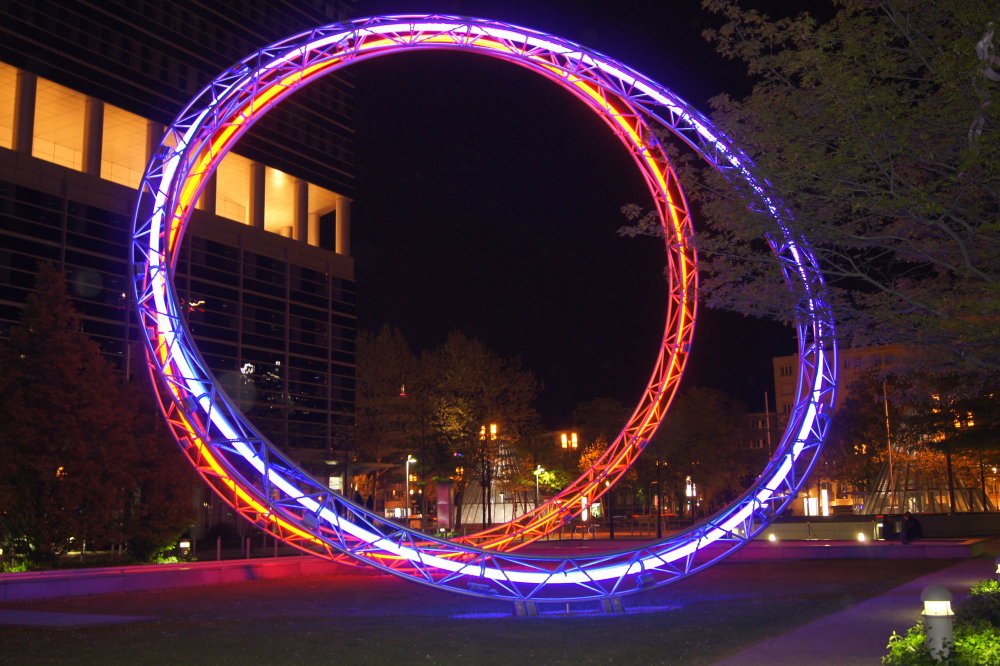 Leuchtende Ringe in Frankfurt