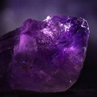 Leuchtender Amethyst