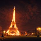 Leuchtender Eiffelturm