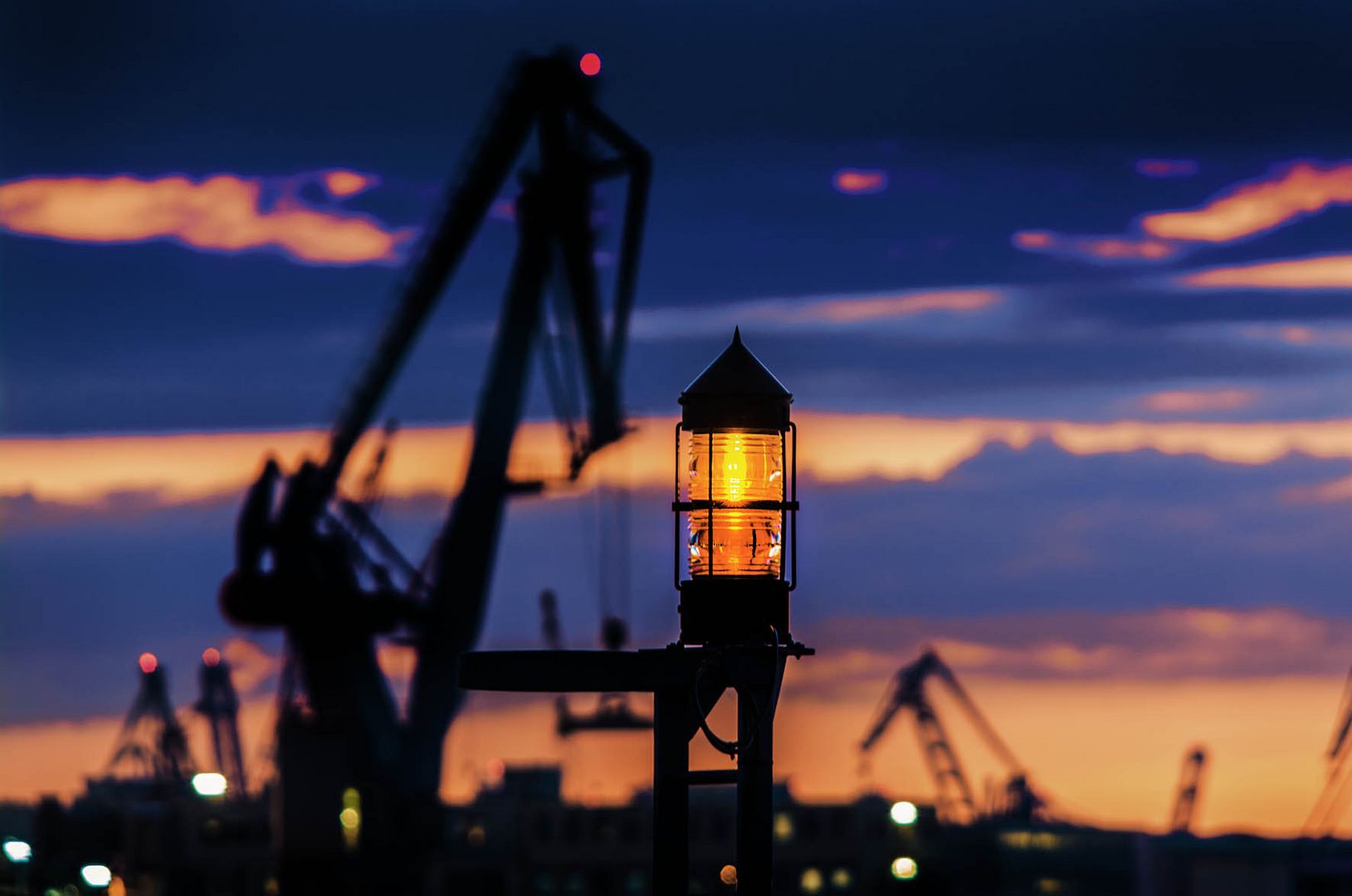 Leuchtfeuer im Hamburger Hafen