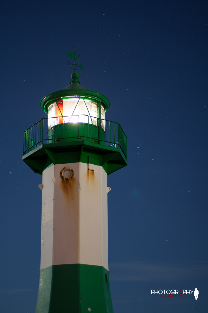 Leuchtfeuer in Sassnitz bei Nacht